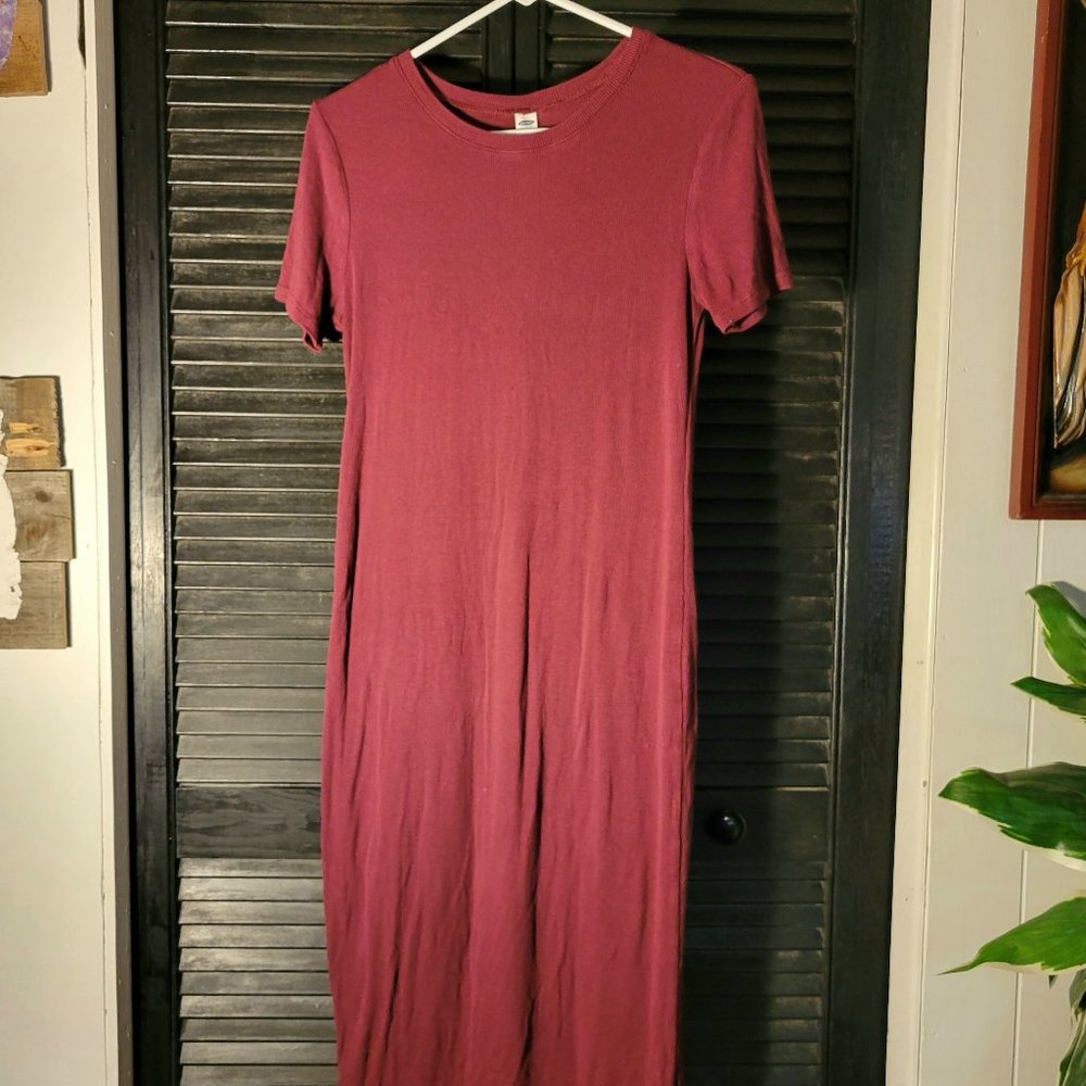 Comfy Ribbed Old Navy Burgundy Dress - Size S